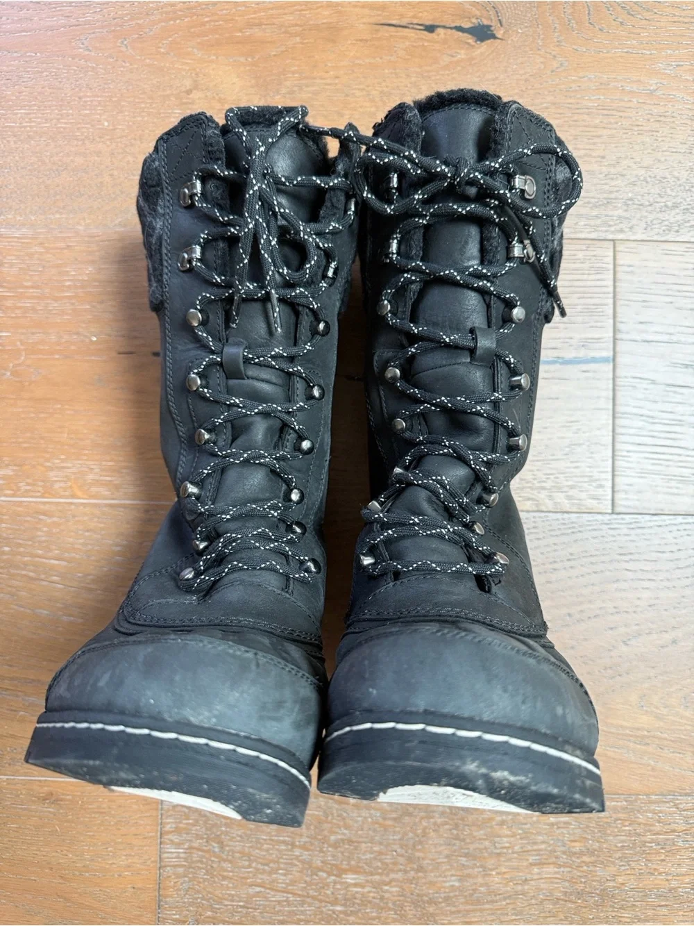 Sorel Black Lace-Up Insulated Winter Boots